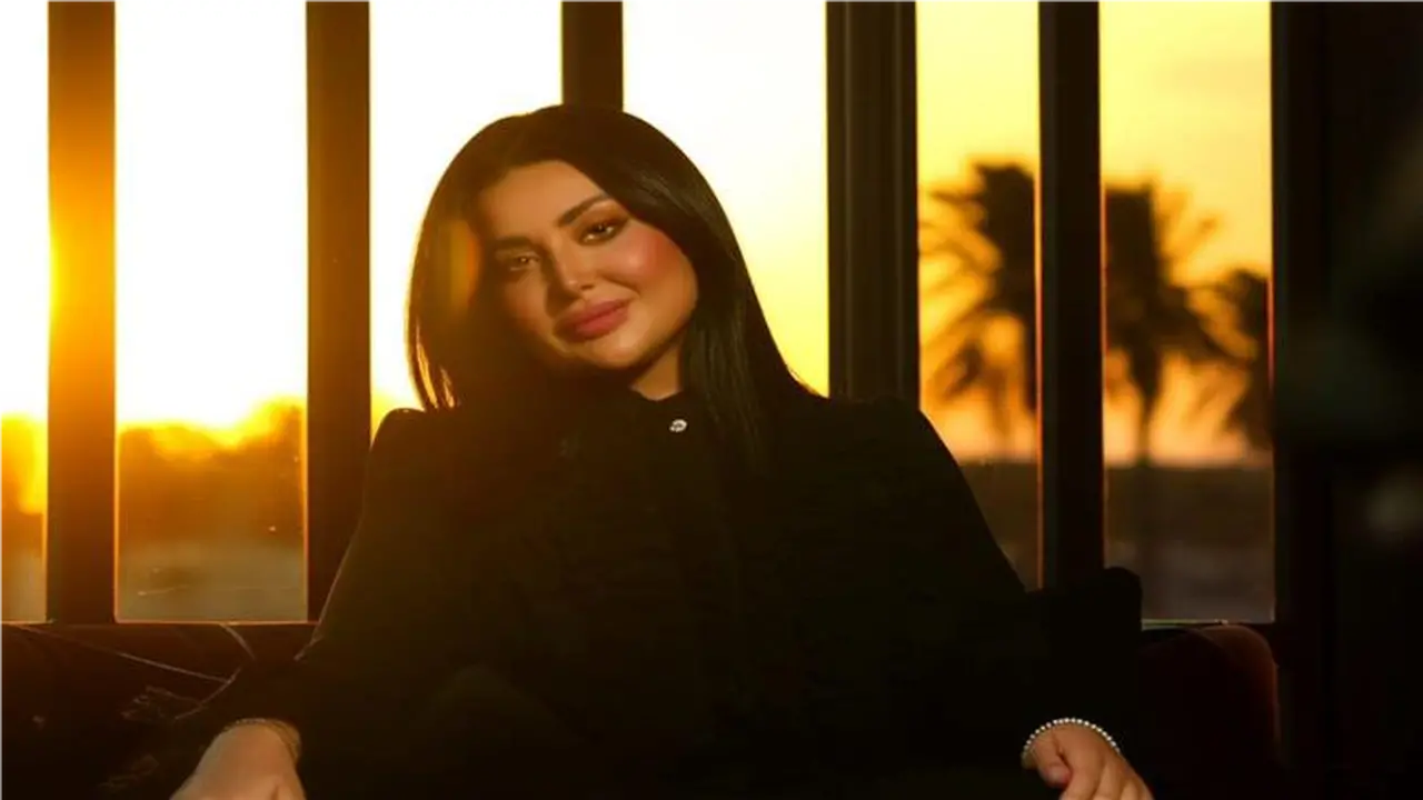 الإعلامية هبة الزياد تظهر للمرة الأخيرة بالأسود وتُسلط الضوء على البصيرة في حديثها عن «قعر جهنم» قبل وفاتها